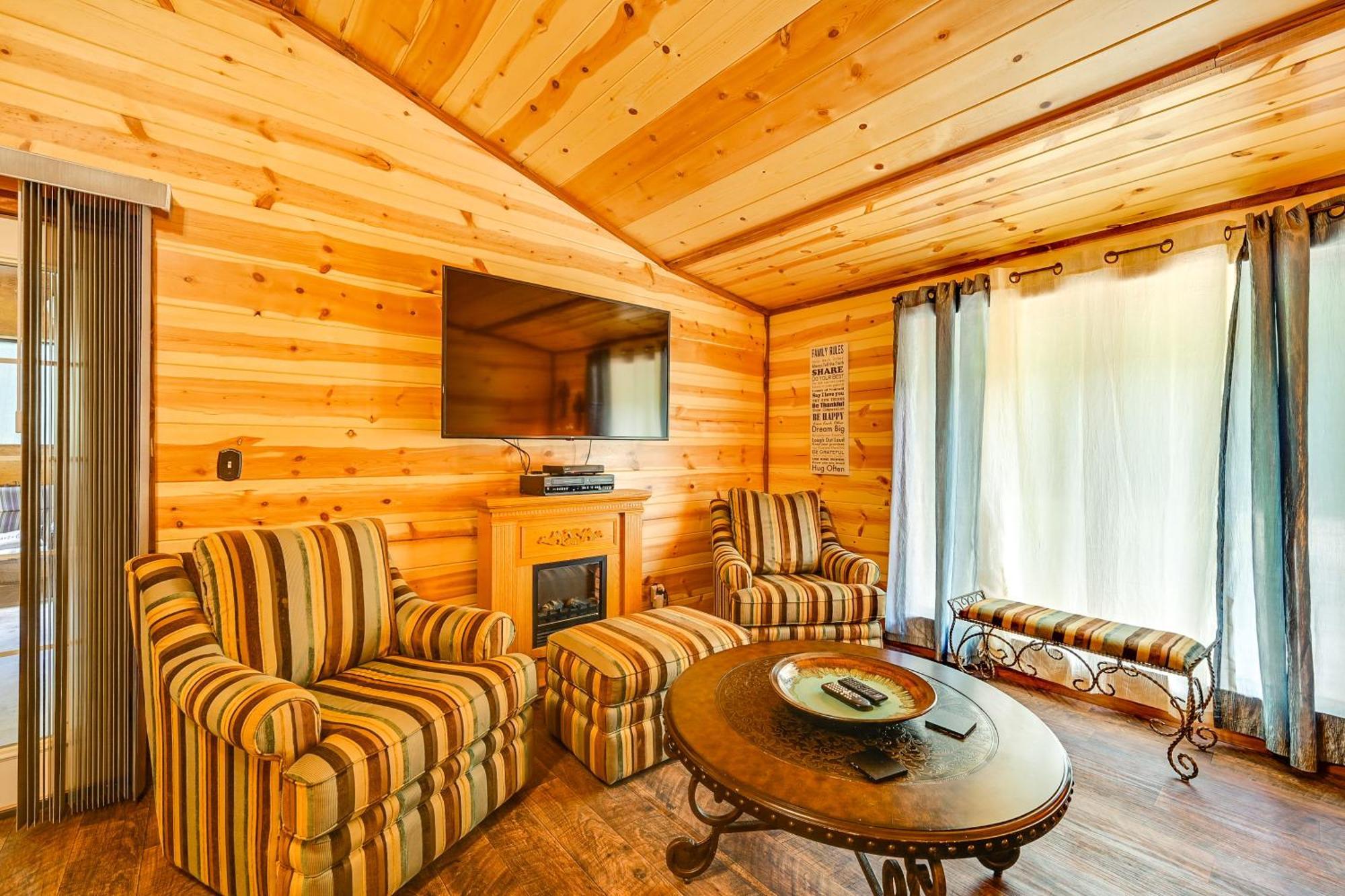 Quiet Abode With Gas Grill About 5 Miles To Broken Bow! Exterior foto